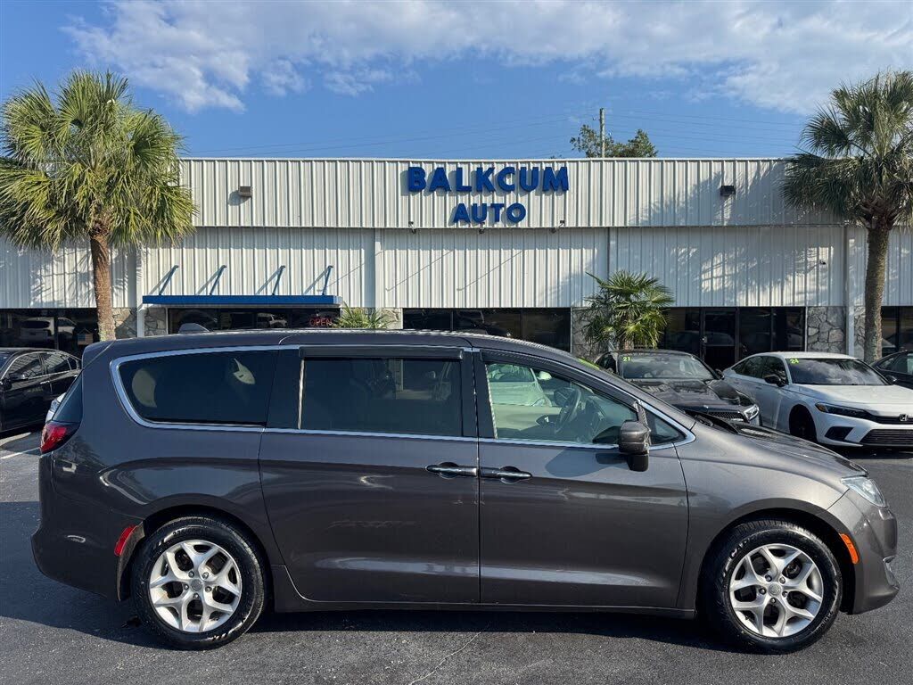 2018 CHRYSLER Pacifica