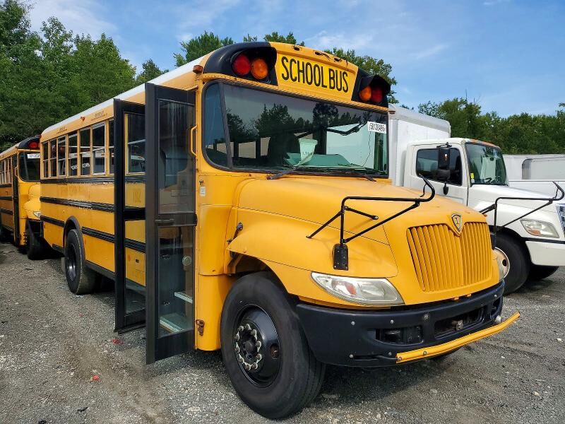 2015 IC BUS PB105