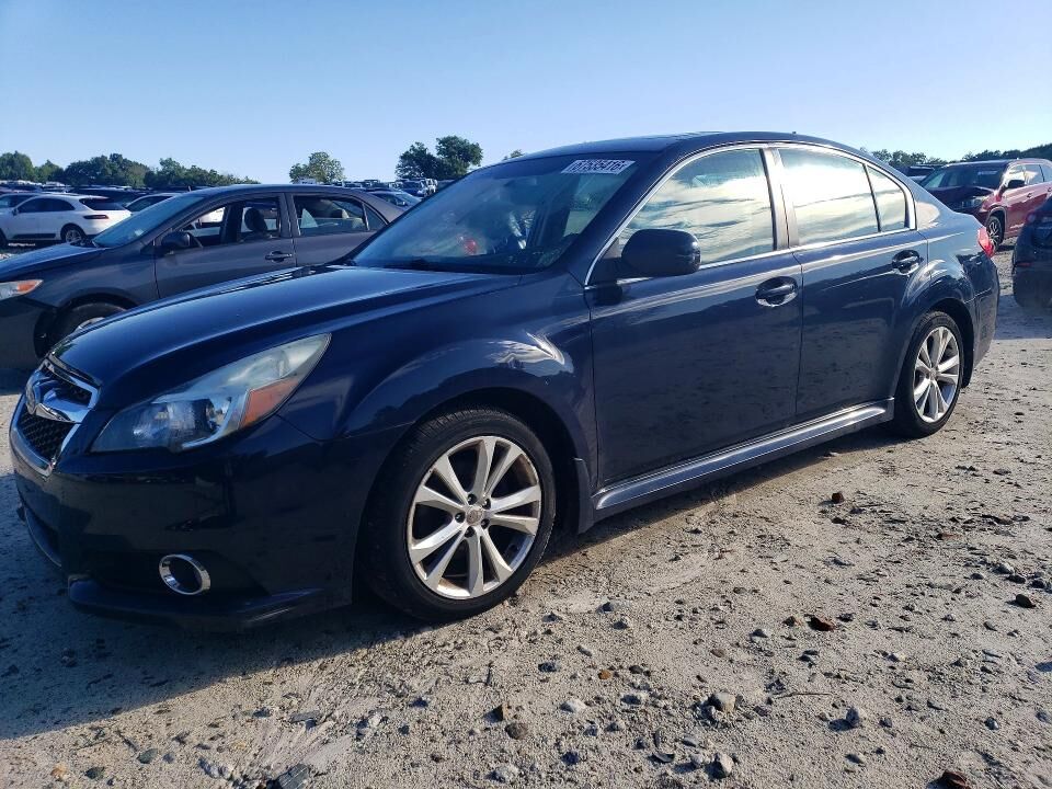 2013 SUBARU Legacy