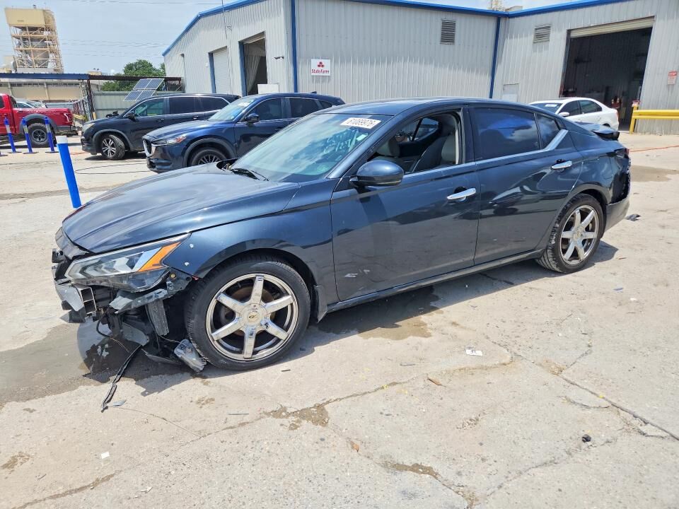 2019 NISSAN Altima