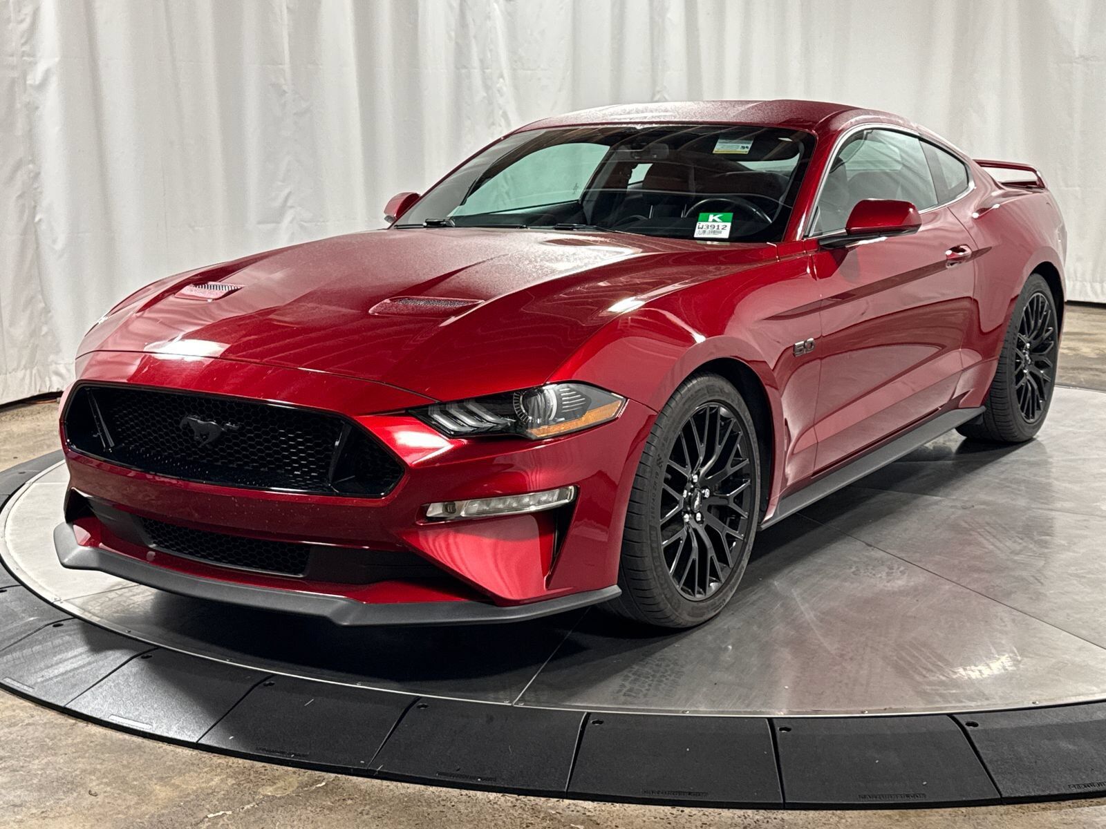 2019 FORD Mustang