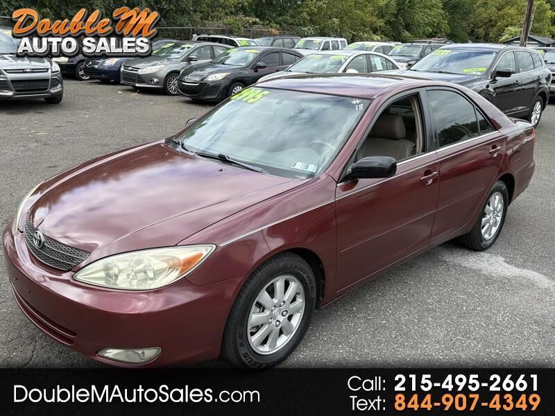 2004 TOYOTA Camry