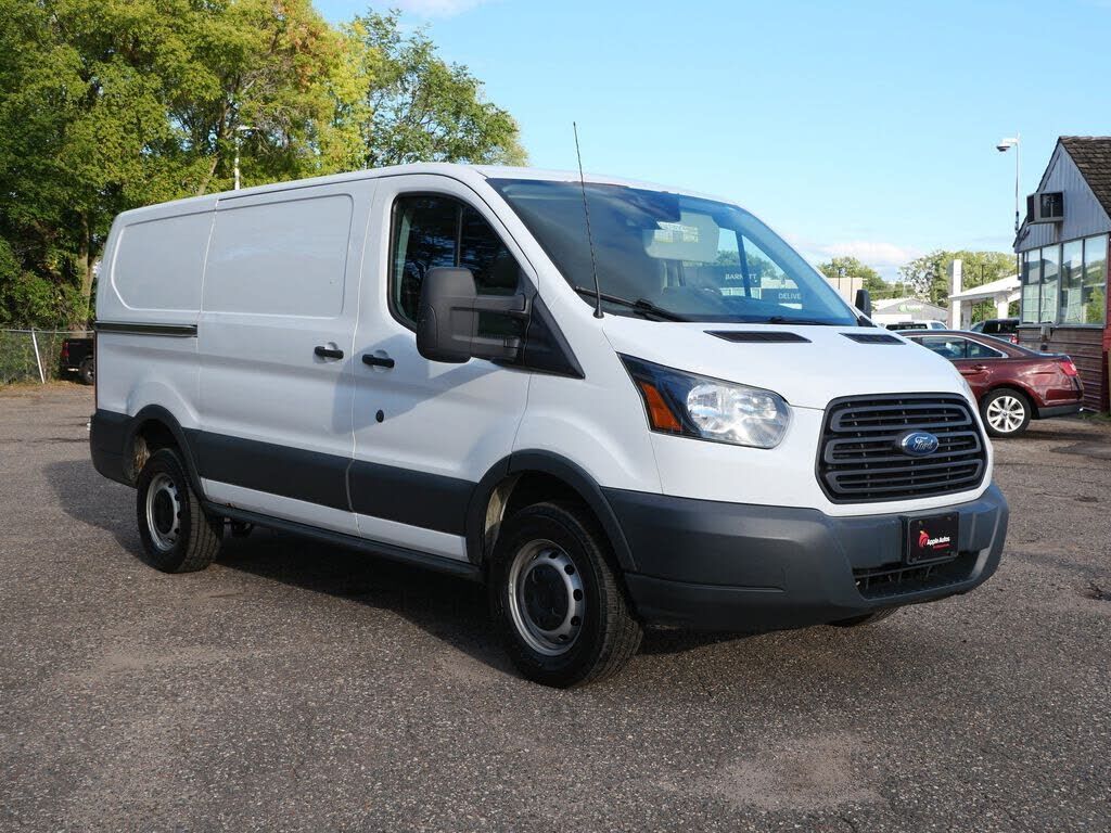 2015 FORD Transit
