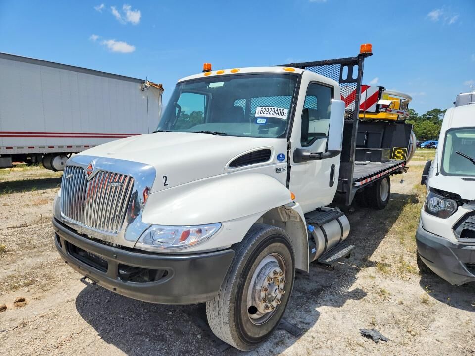 2023 INTERNATIONAL MV607
