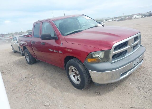 2012 DODGE Ram