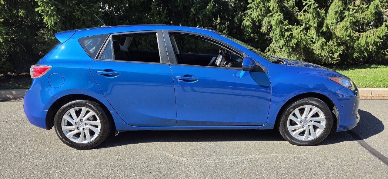 2012 MAZDA Mazda3