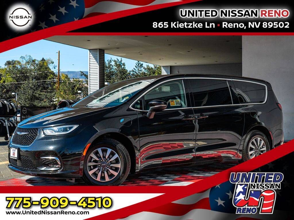 2023 CHRYSLER Pacifica