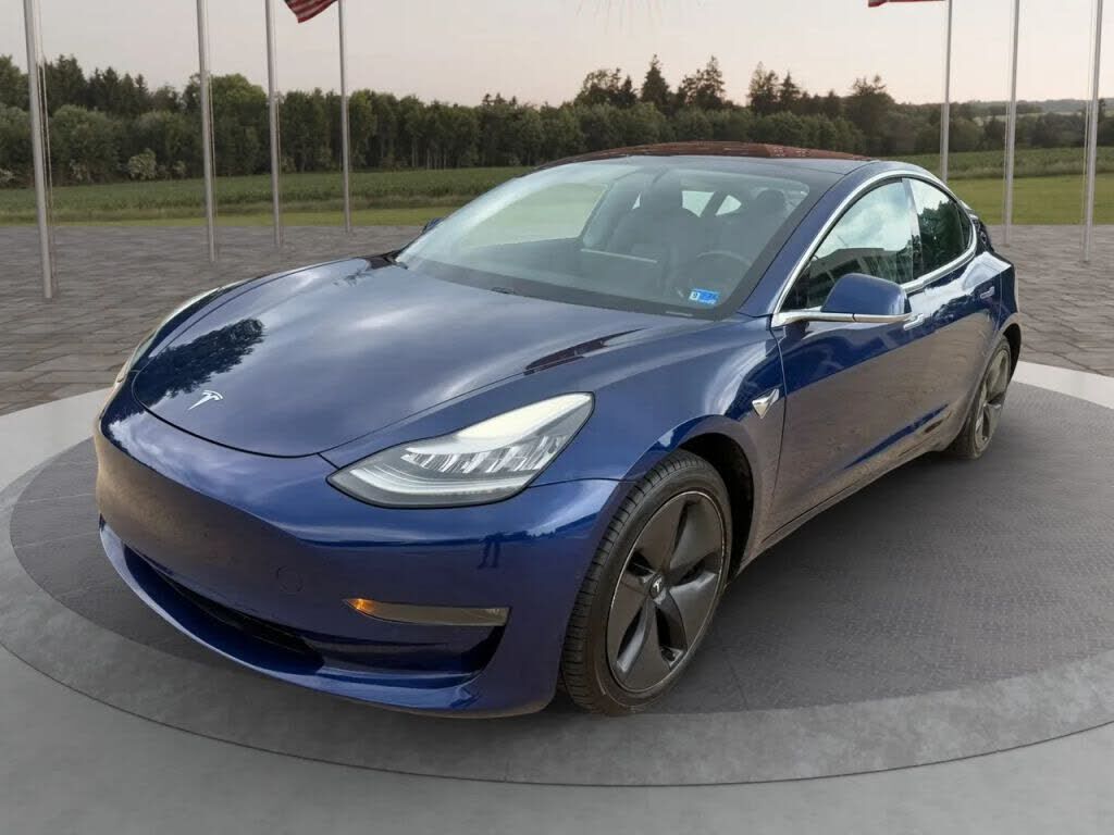2018 TESLA Model 3