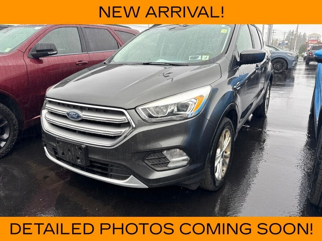 2017 FORD Escape