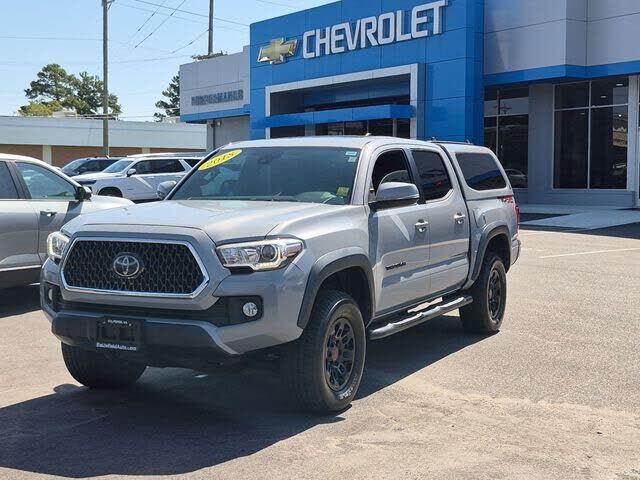2018 TOYOTA Tacoma