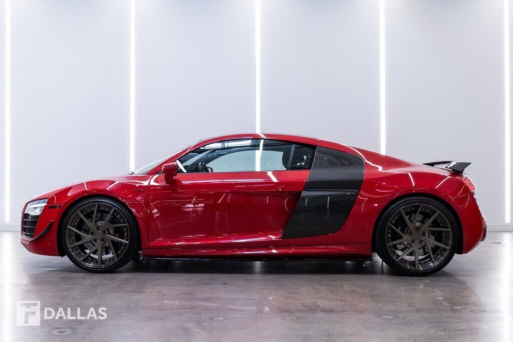 2014 AUDI R8