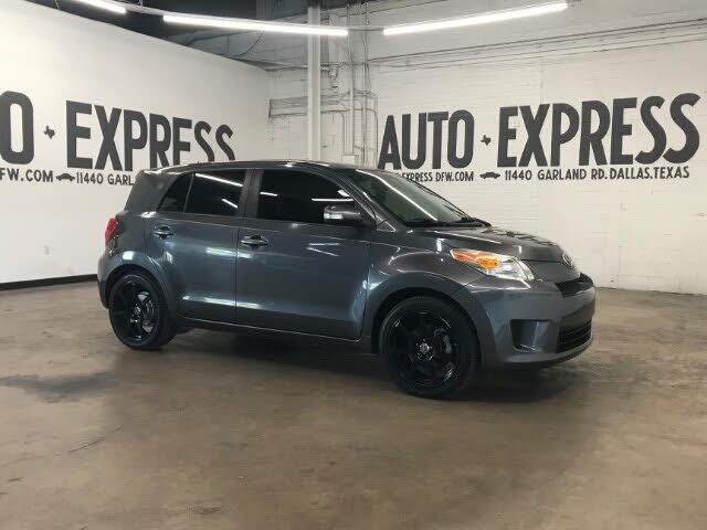 2011 TOYOTA SCION