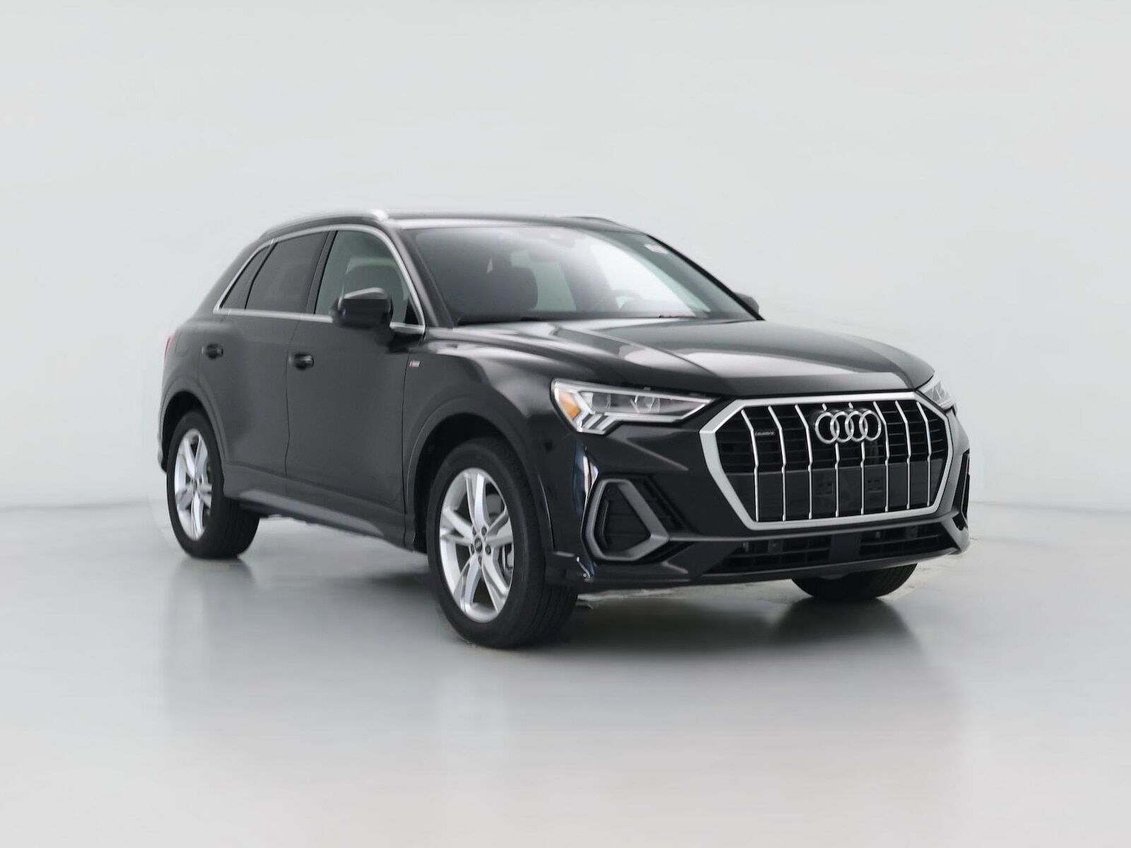 2023 AUDI Q3