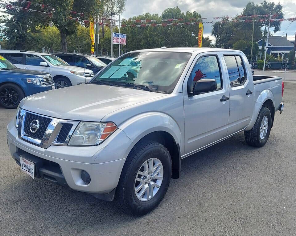 2017 NISSAN Frontier