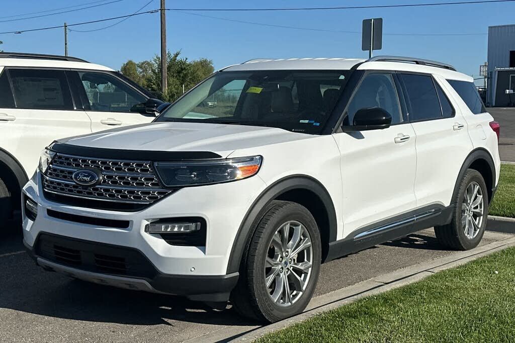 2022 FORD Explorer