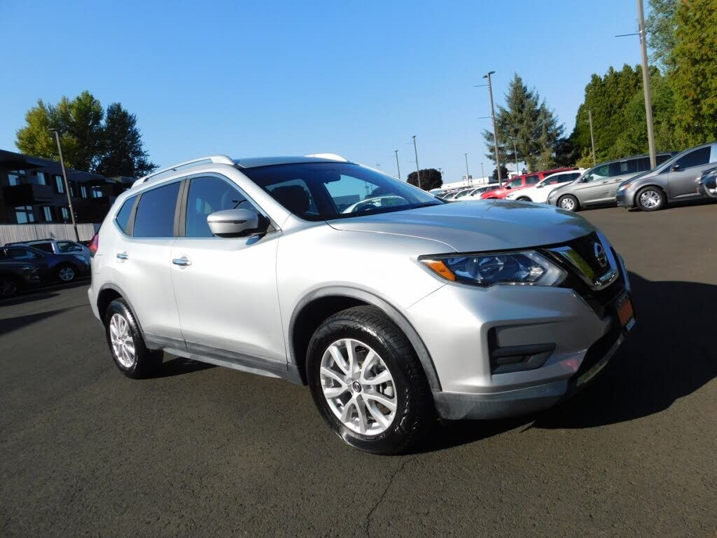 2017 NISSAN Rogue