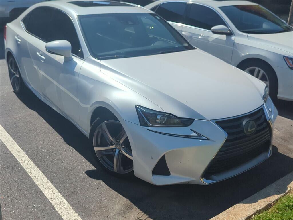 2018 LEXUS IS