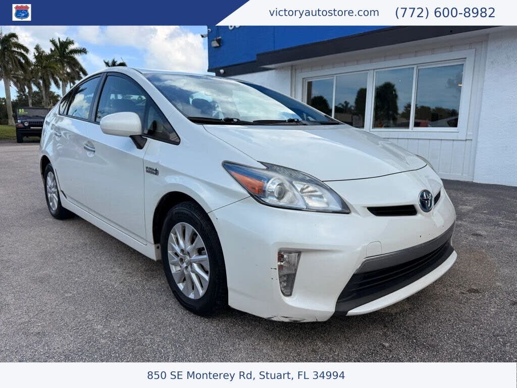 2013 TOYOTA Prius