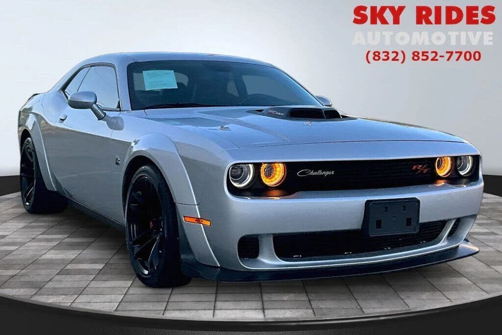 2021 DODGE Challenger