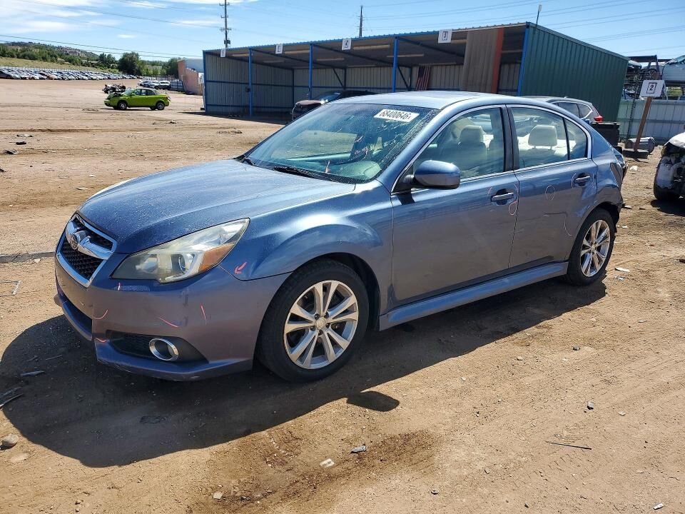 2014 SUBARU Legacy