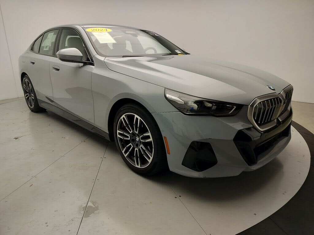 2024 BMW 530i