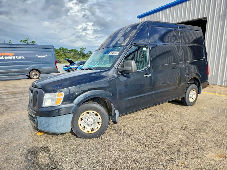 2016 NISSAN NV