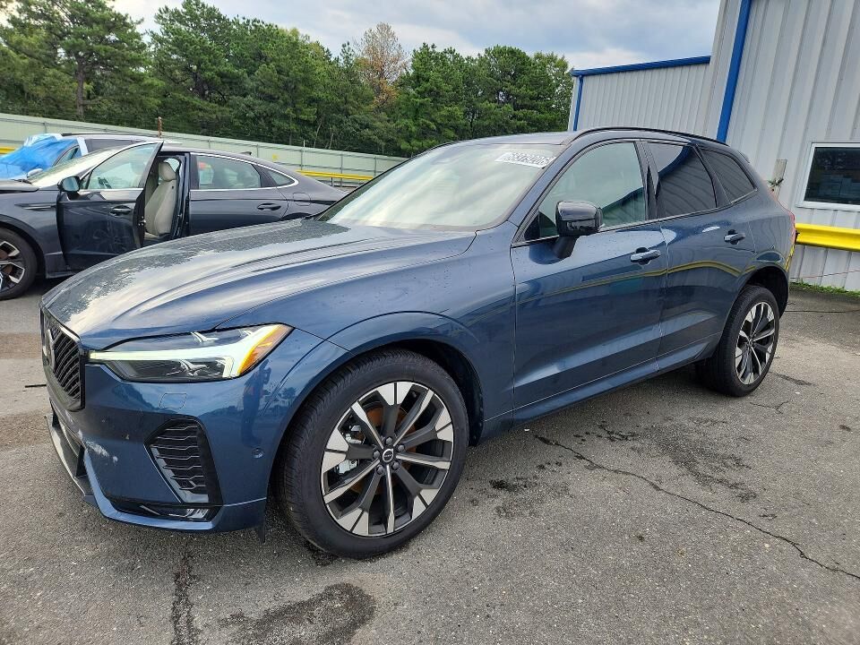 2026 VOLVO XC60