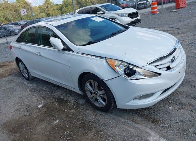 2011 HYUNDAI Sonata