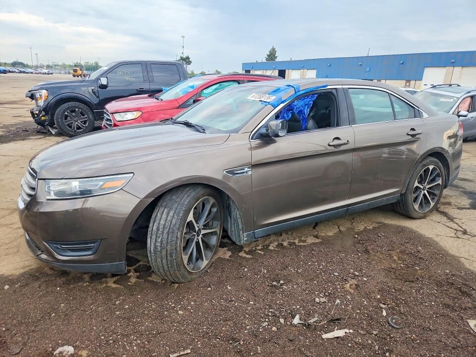 2015 FORD Taurus