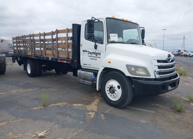 2017 HINO Conventional Type Truck