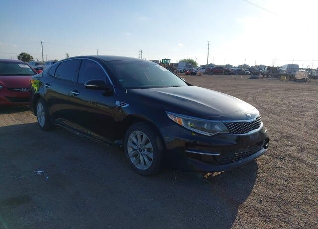 2017 KIA Optima