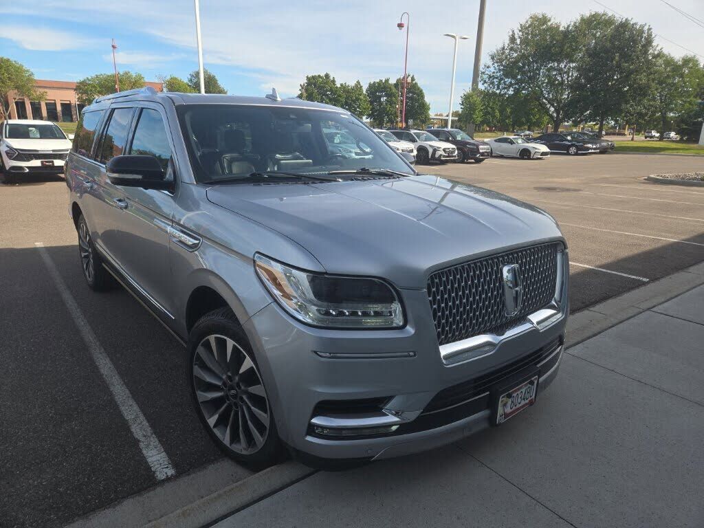 2021 LINCOLN Navigator L