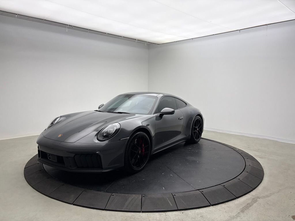 2025 PORSCHE 911