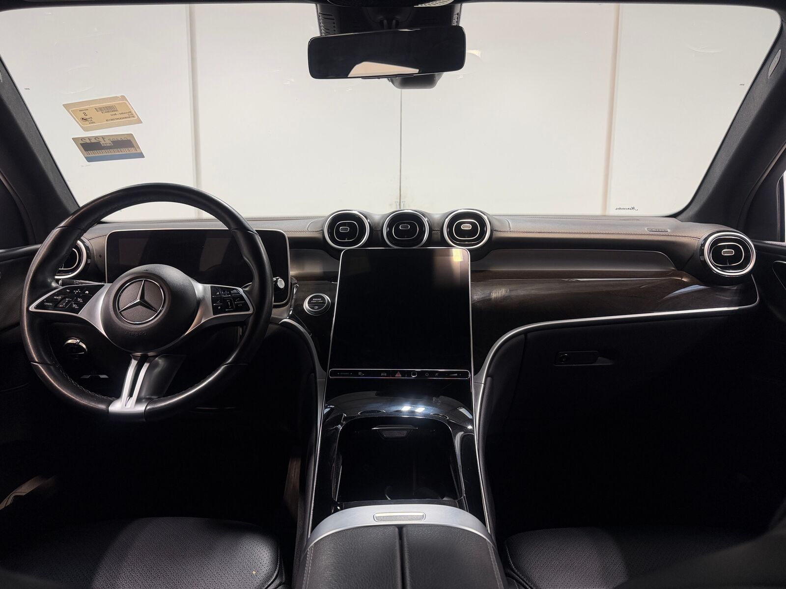 2024 Mercedes-Benz GLC-Class