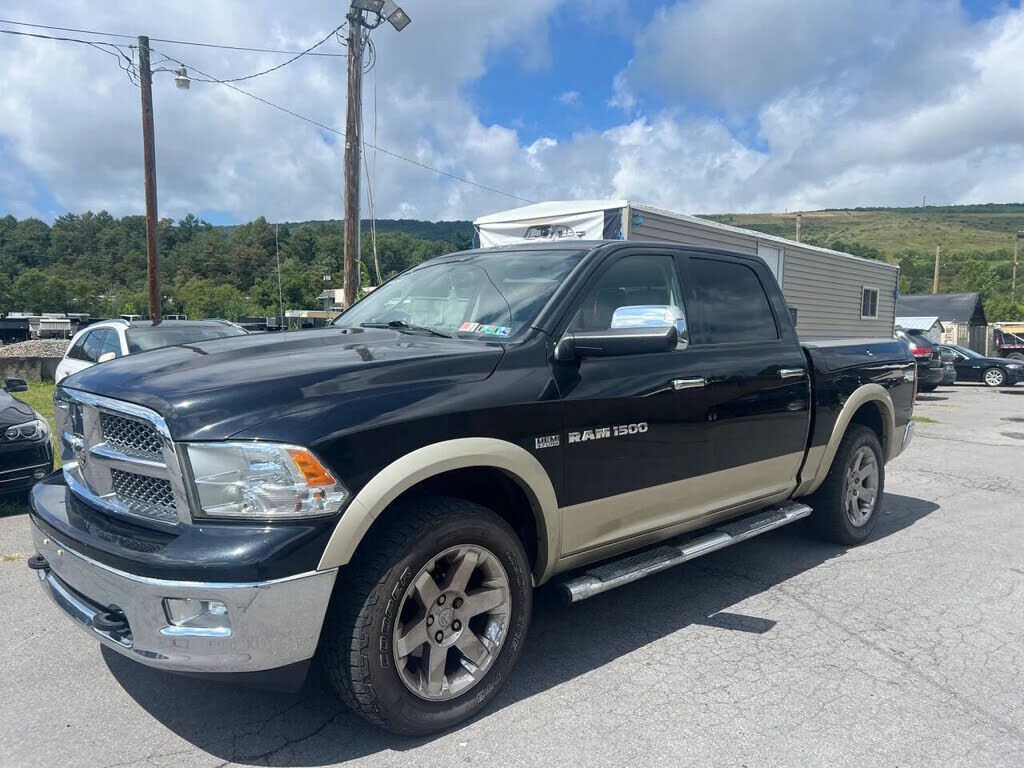 2011 DODGE Ram