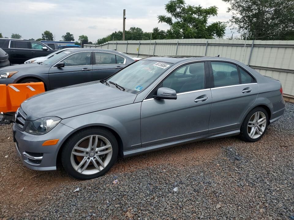 2014 MERCEDES-BENZ C-Class