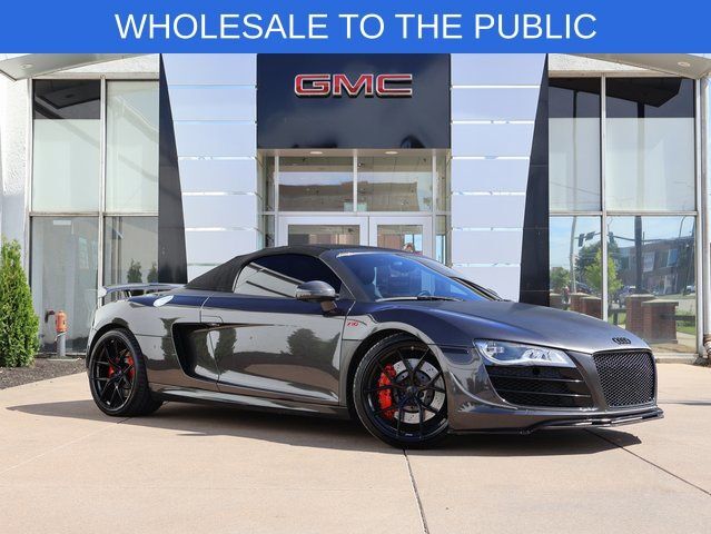 2011 AUDI R8