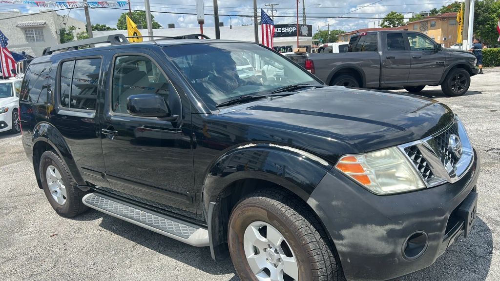 2011 NISSAN Pathfinder