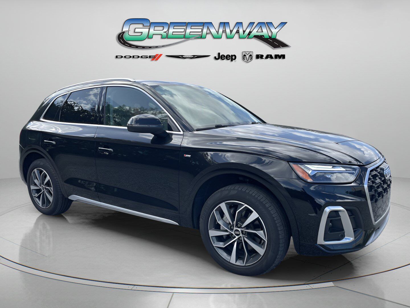 2022 AUDI Q5