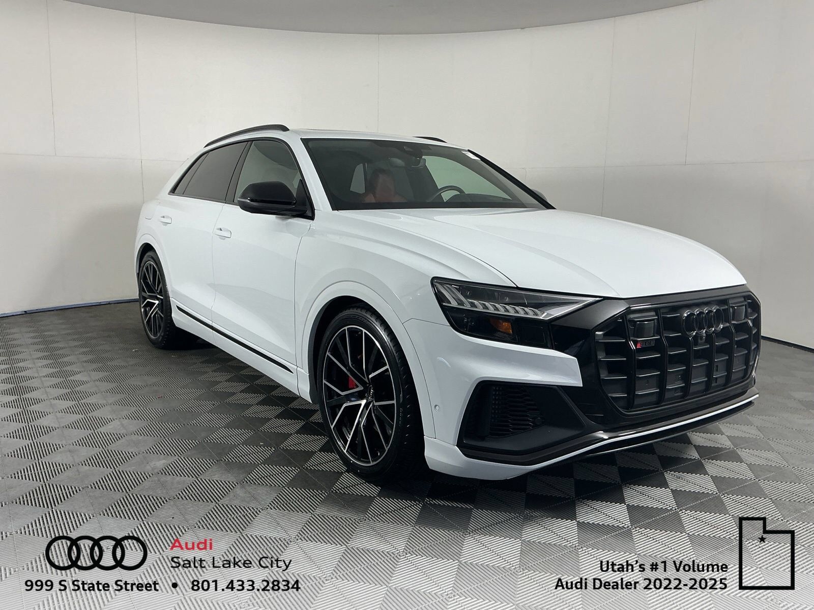 2022 AUDI SQ8