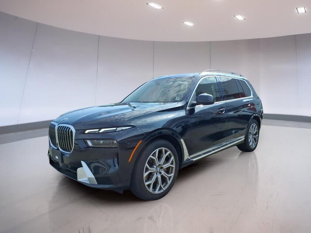 2024 BMW X7