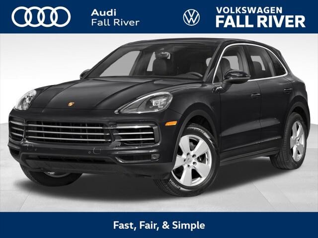 2023 PORSCHE Cayenne