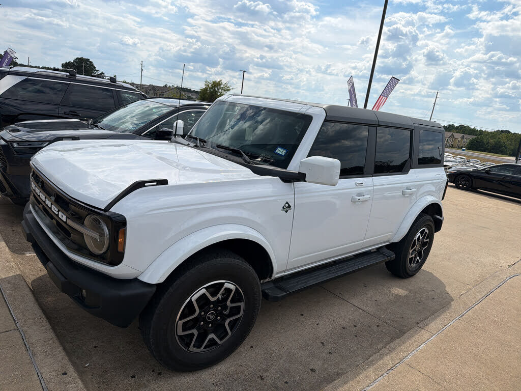 2023 FORD Bronco
