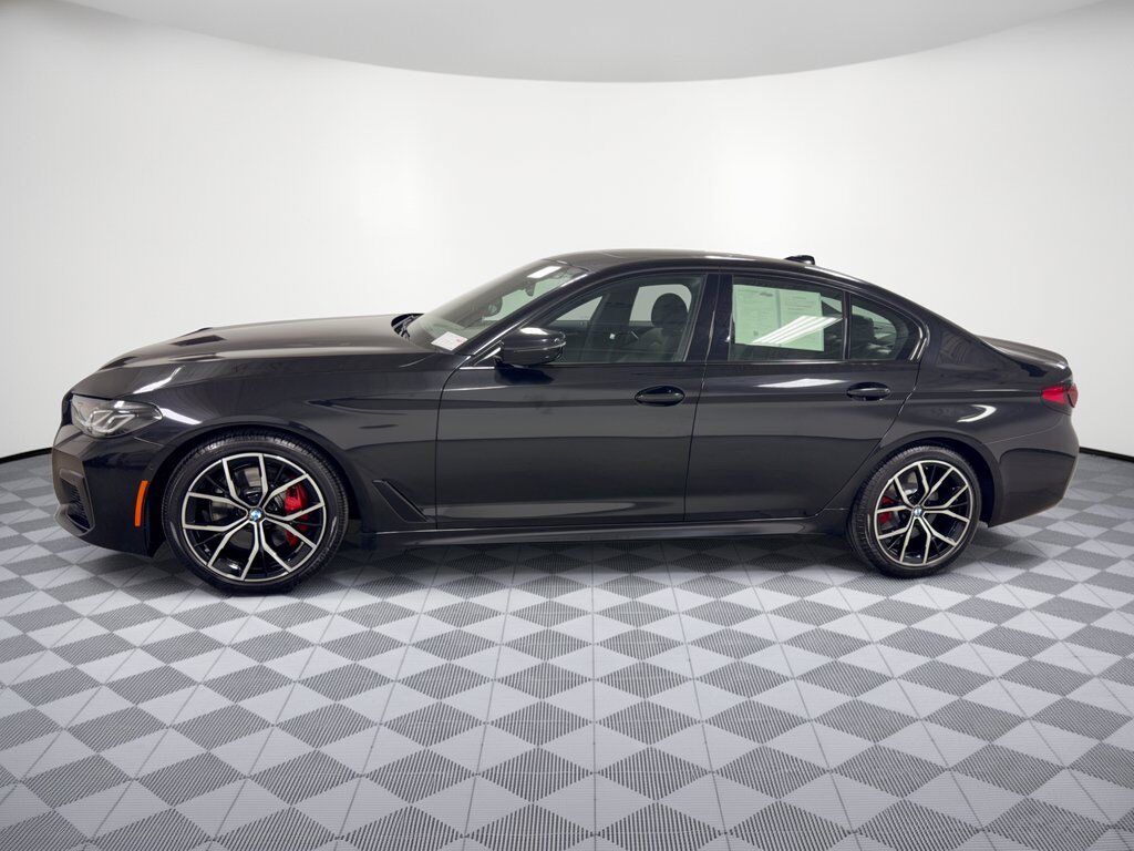 2022 BMW 530i