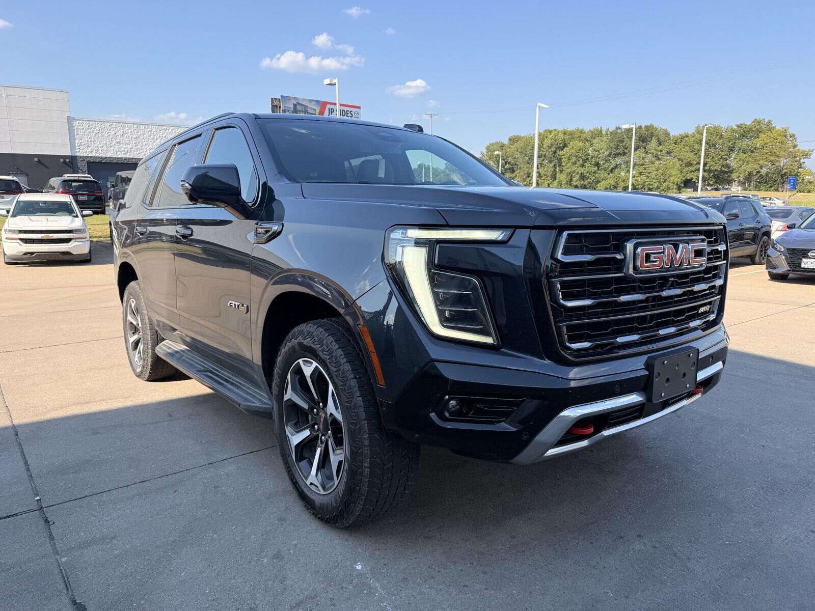 2025 GMC Yukon