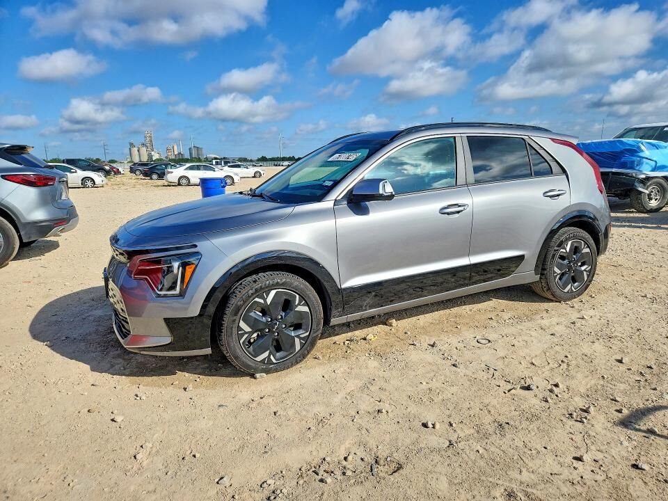 2024 KIA Niro