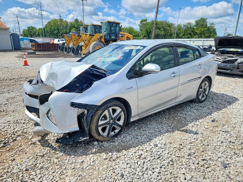 2017 TOYOTA PRIUS