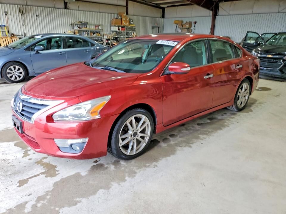 2013 NISSAN Altima