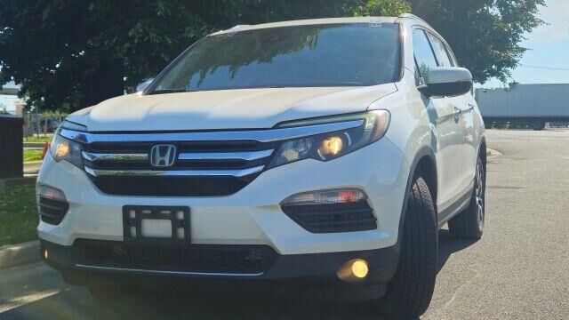 2017 HONDA Pilot