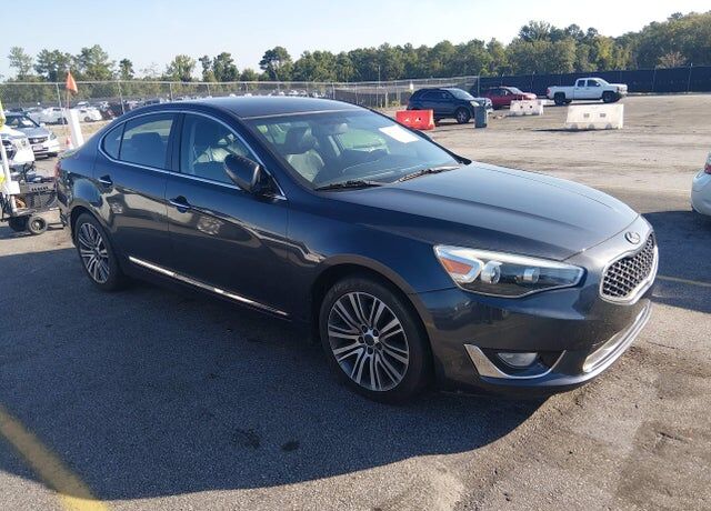2015 KIA Cadenza